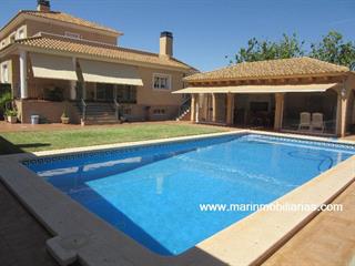 CHALET POLIGONO SANTA ANA POLIGONO SANTA ANA